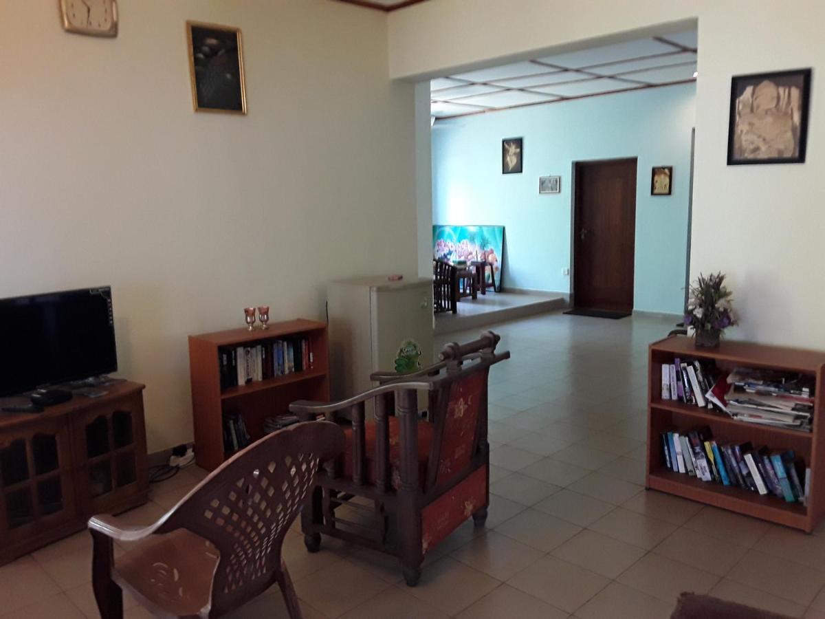 Karl Holiday Bungalow Kalutara Buitenkant foto