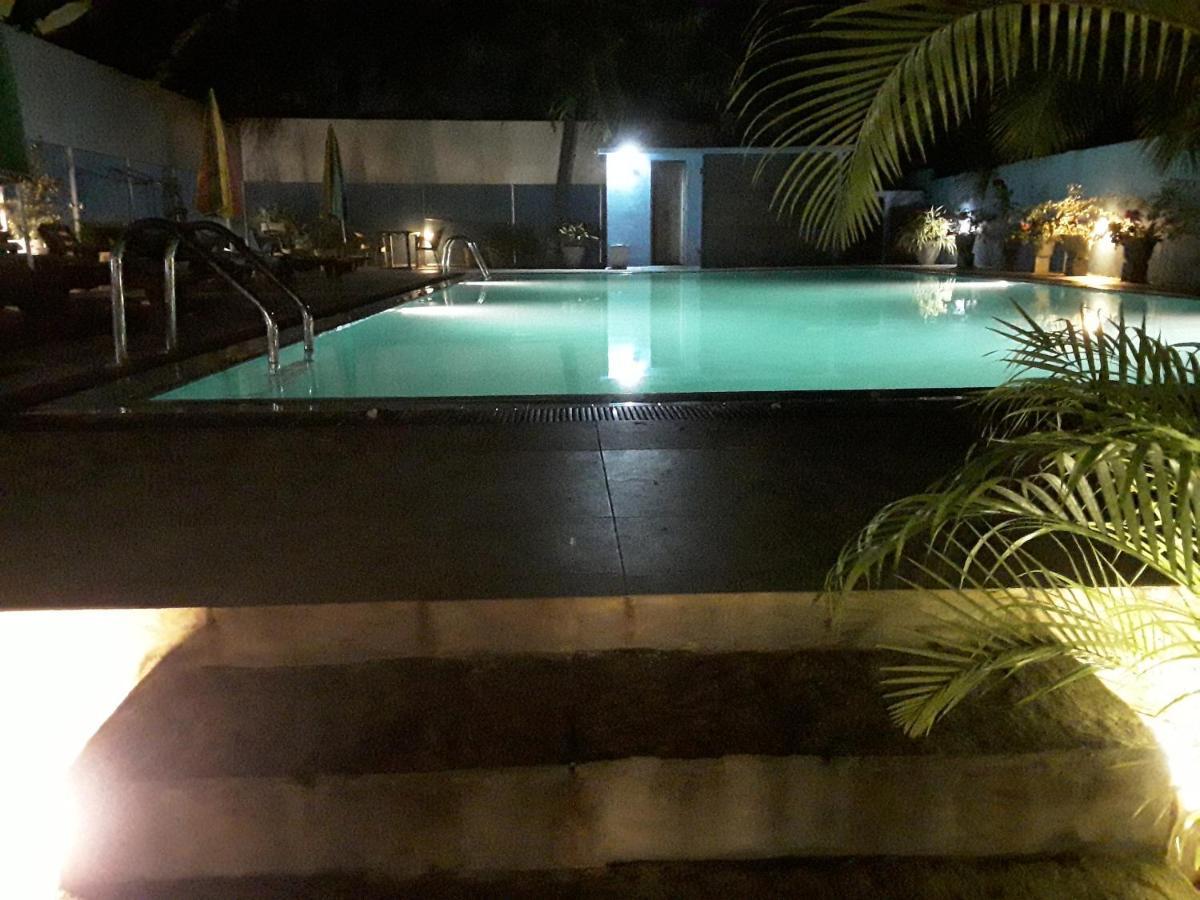 Karl Holiday Bungalow Kalutara Buitenkant foto