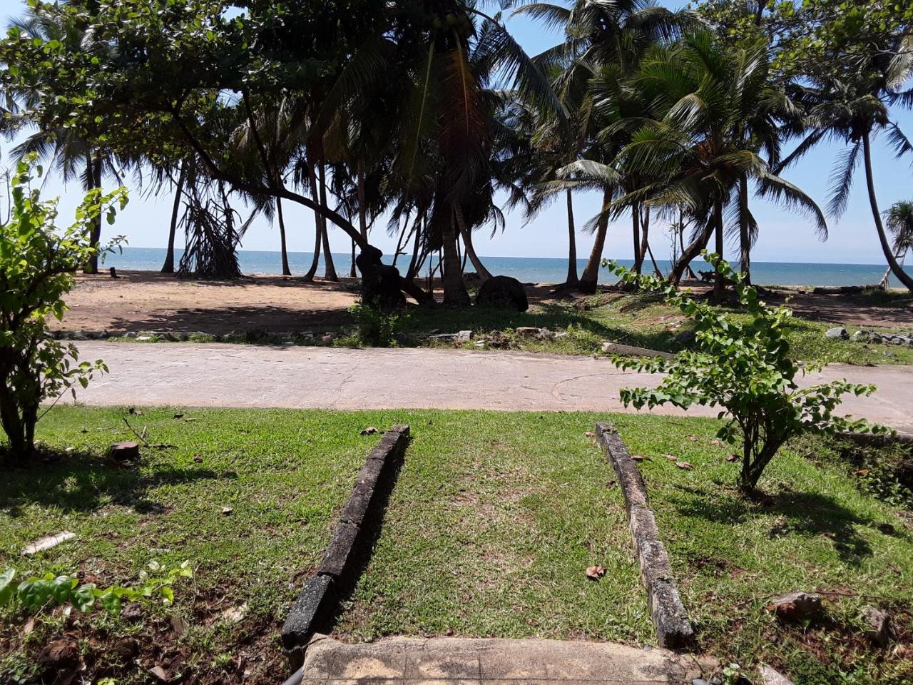 Karl Holiday Bungalow Kalutara Buitenkant foto